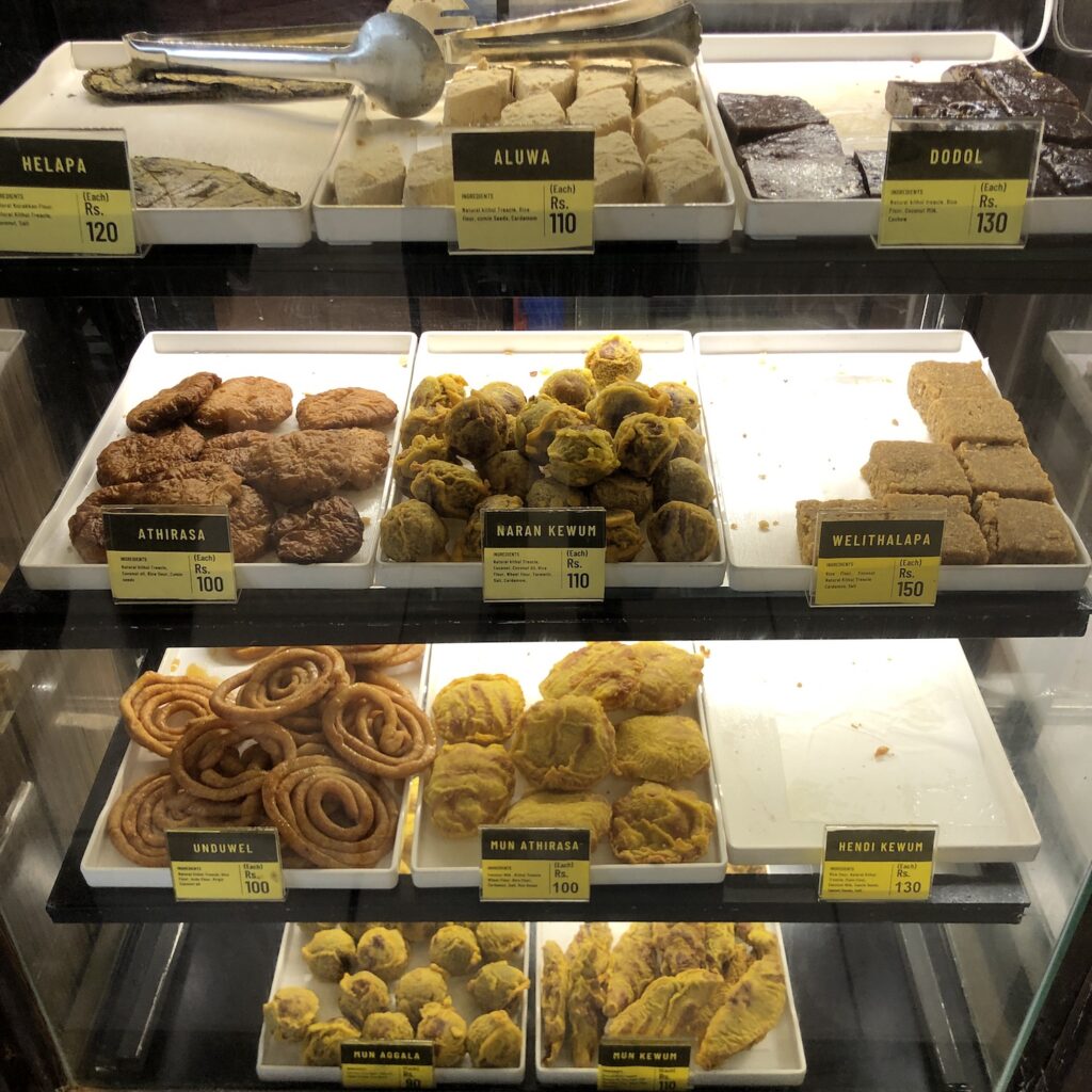 Traditionelle Süßigkeiten in Kandy, Sri Lanka