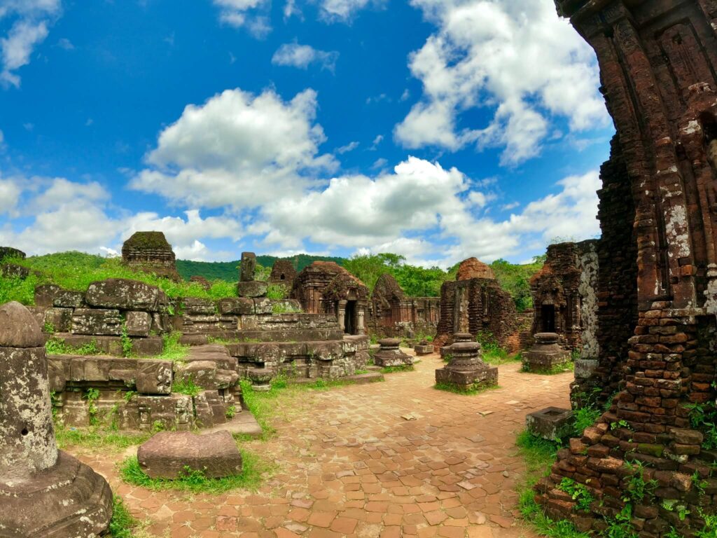 Tempel im Mỹ Sơn Sanctuary, Vietnam