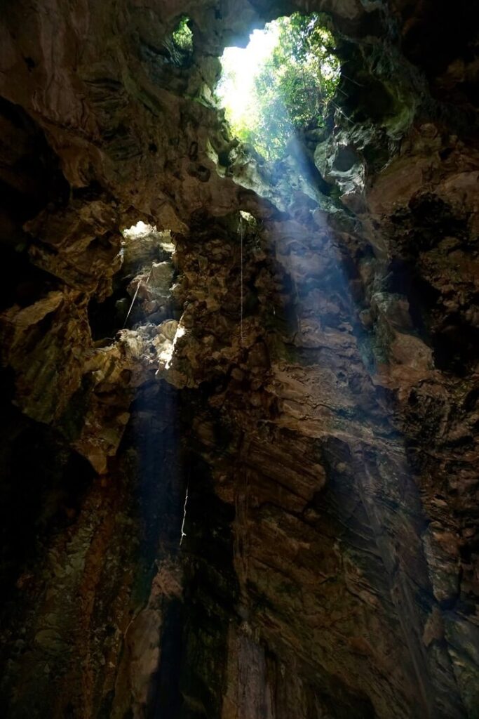 Huyen-Khong-Höhle auf dem Wasserberg