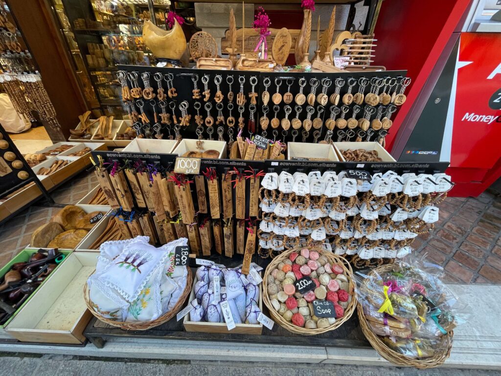 Souvenirs