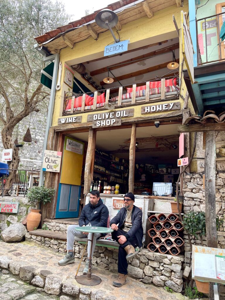 Wein, Oliven, Honig, Stari Grad Bar