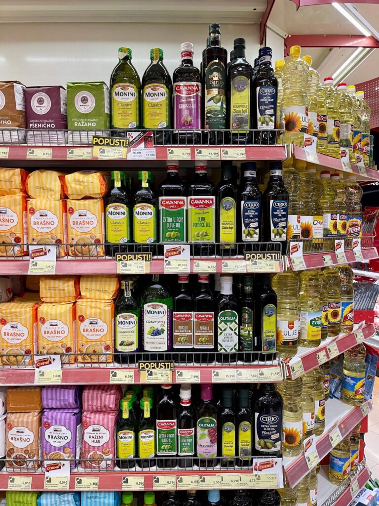 Waren im Supermarkt