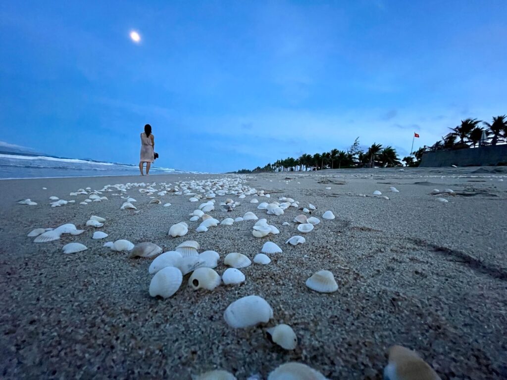 Strände in Hoi An: An Bang Beach am Abend