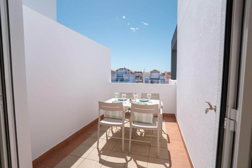 Unterkunft mit Balkon