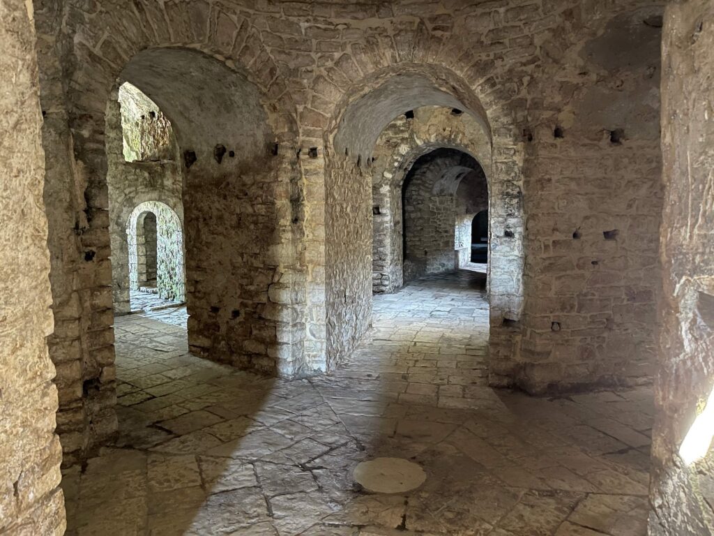 Roadtrip von Saranda nach Dhërmi Ali Pascha Burg