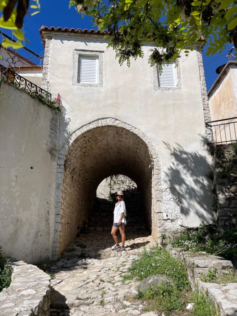 Von Saranda nach Dhërmi Vuno Altstadt