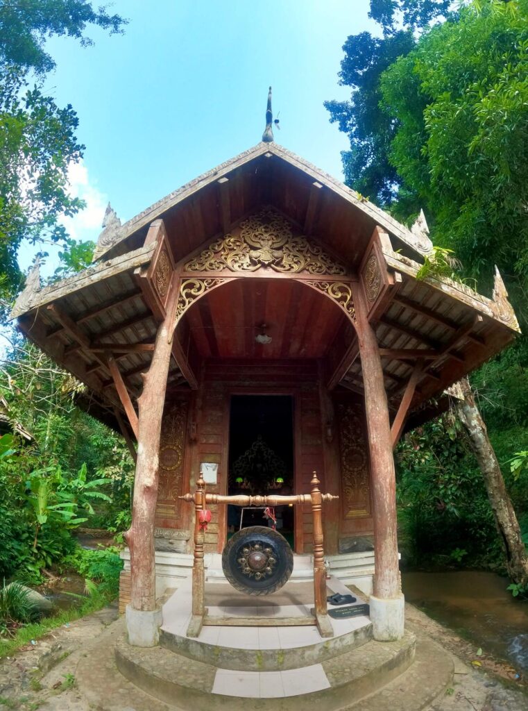 Dorftempel in Mae Kampong Chiang Mai